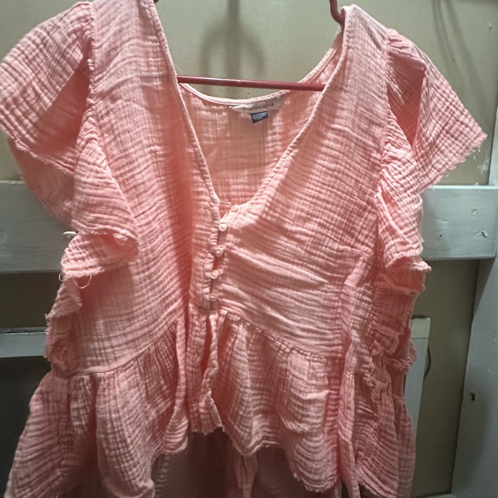American Eagle Outfitters Pink Ruffled Flutter Sleeve crop top